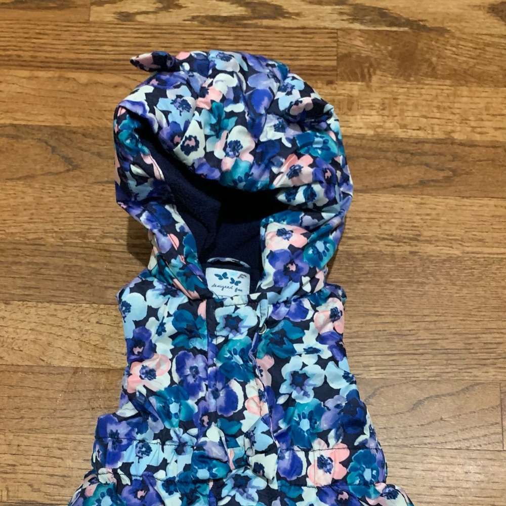 Gymboree lined 18-24 month floral vest